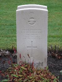 Berlin 1939-1945 War Cemetery - Horner, Cyril Frank